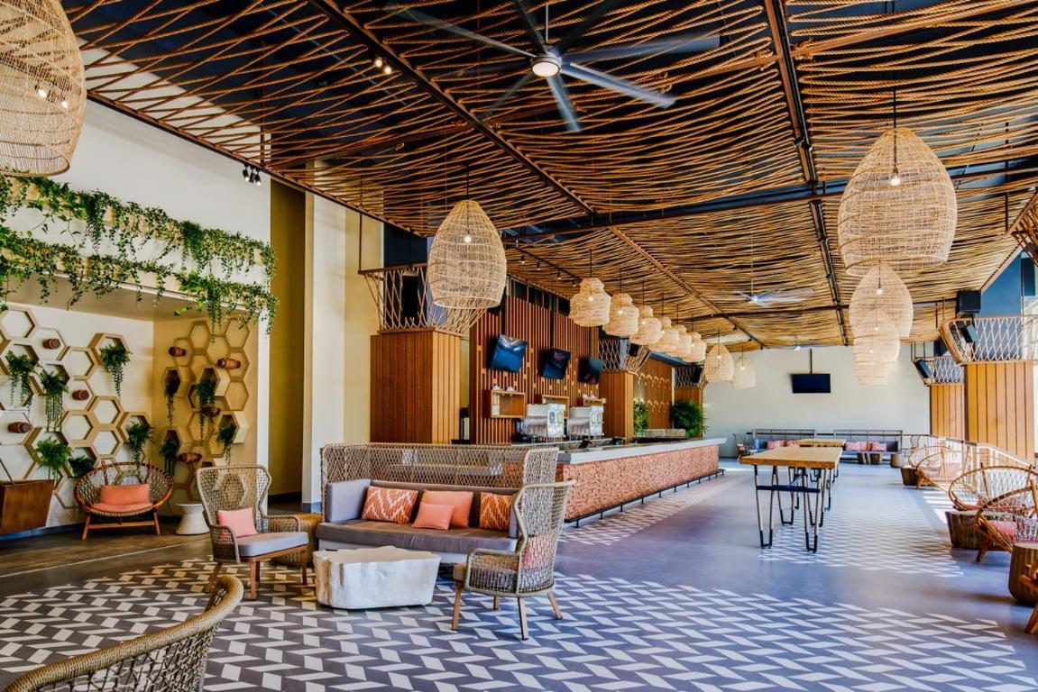 Virgin Hotels Las Vegas By Suiteness Exteriér fotografie